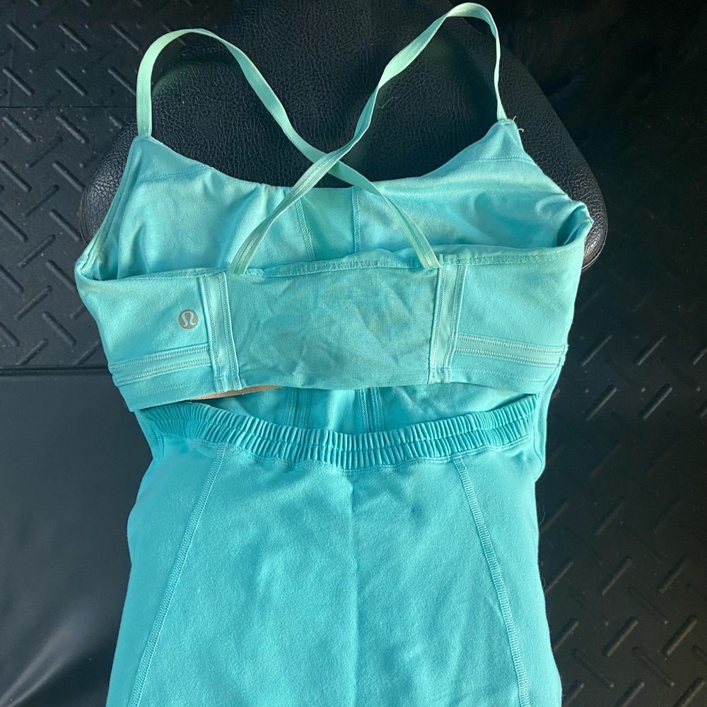 Lululemon tank, open back
